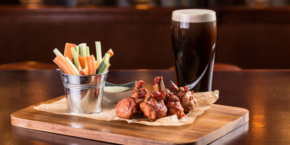 Wing Nutz Tavern restaurant