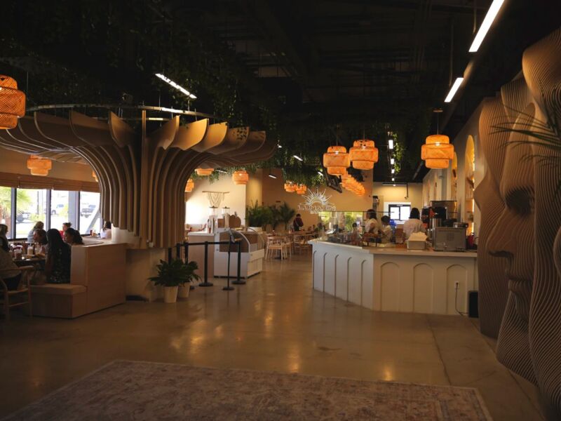 Lunakin Café