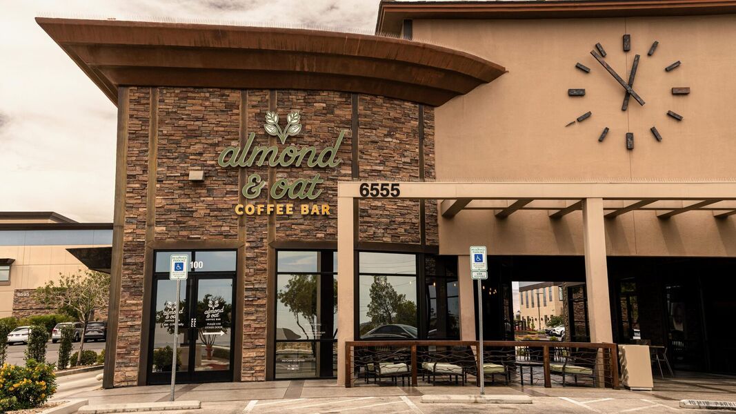 Almond & Oat Coffee Bar