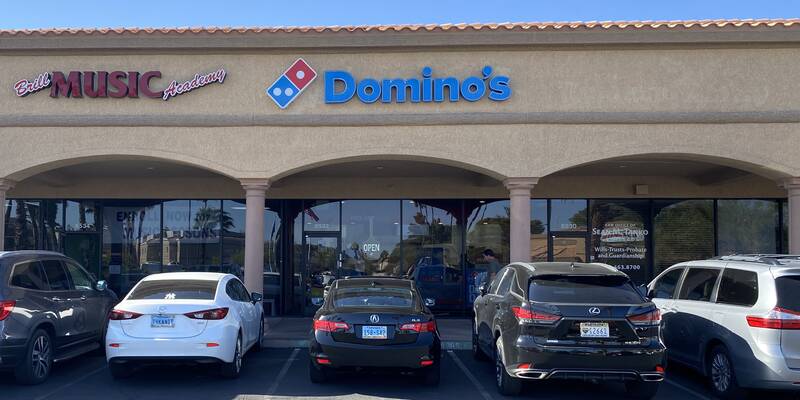 Domino's restaurant