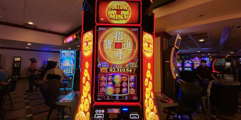 Ellis Island Casino