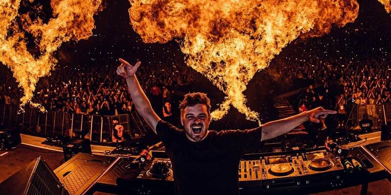 Martin Garrix w/ Justin Mylo
