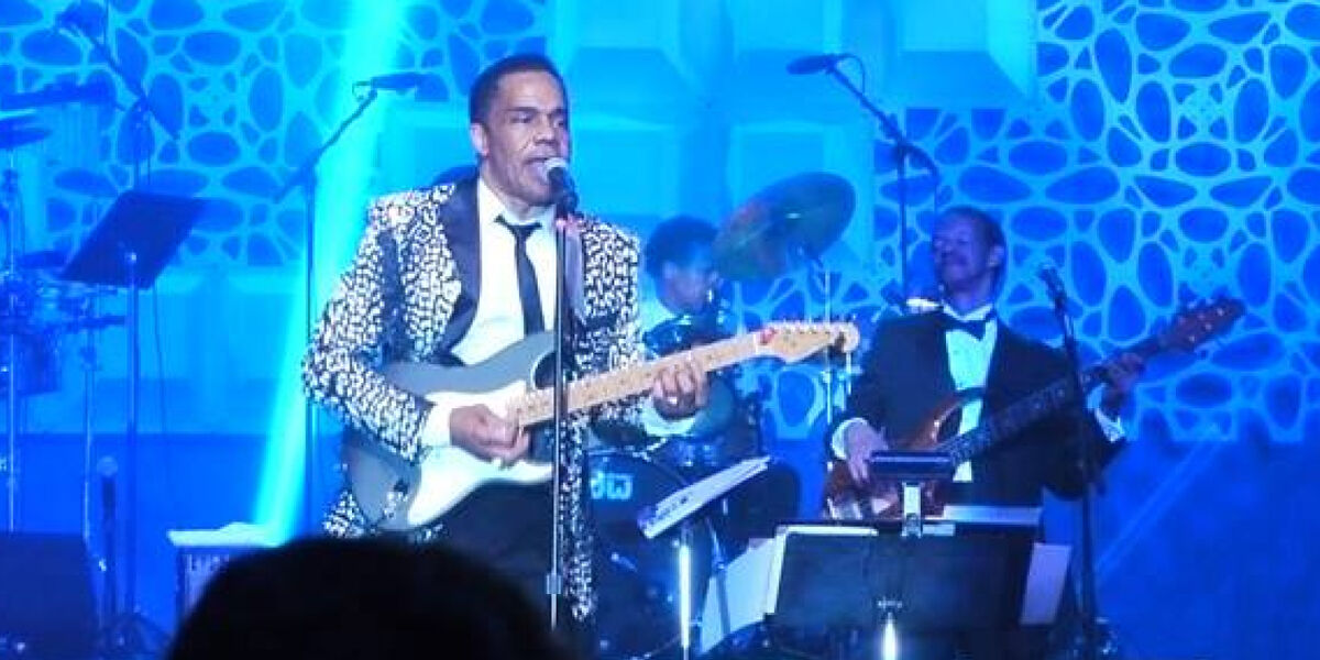 Earl Turner – A Tribute to the ’80s