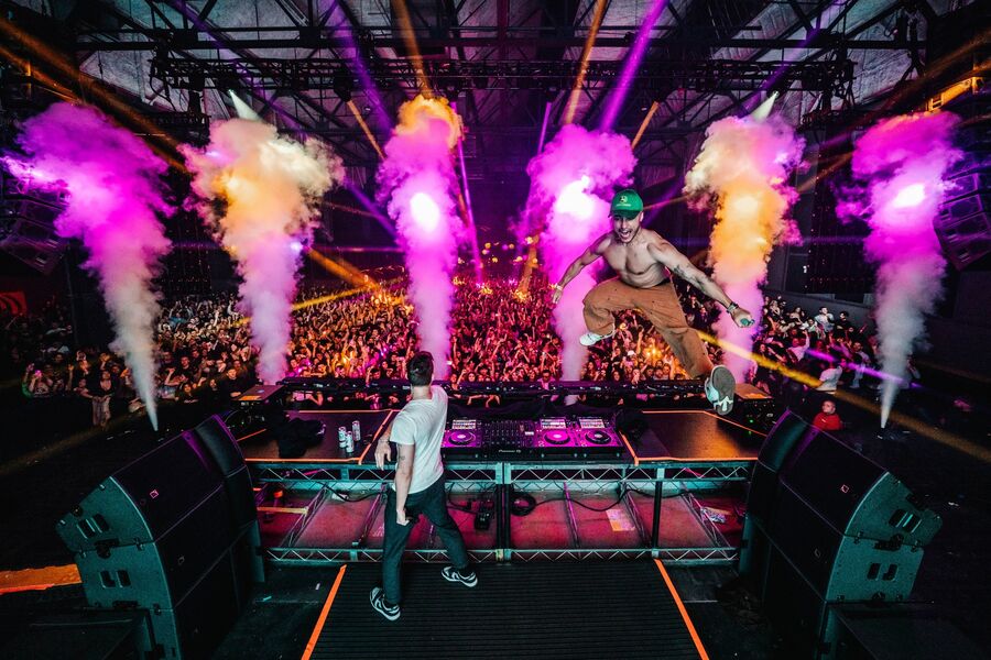 Loud Luxury