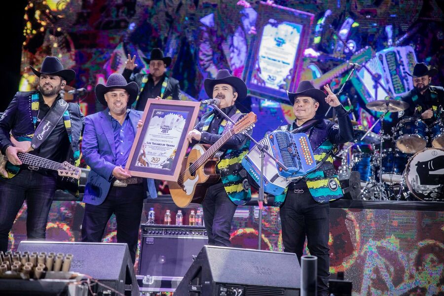 Los Tucanes