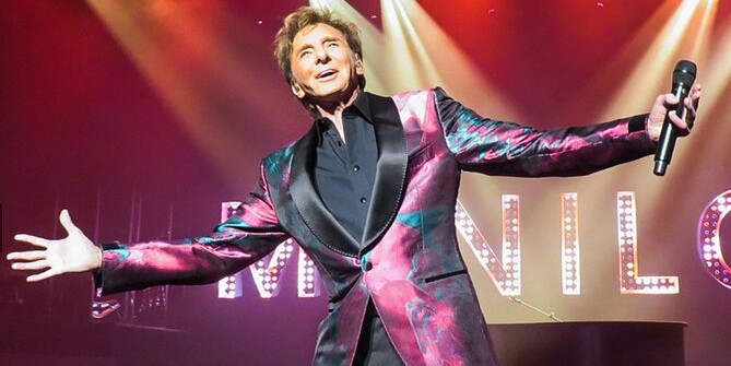 Barry Manilow: The Hits Come Home