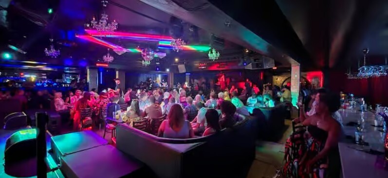 Hamburger Mary's - Dine 'n Drag