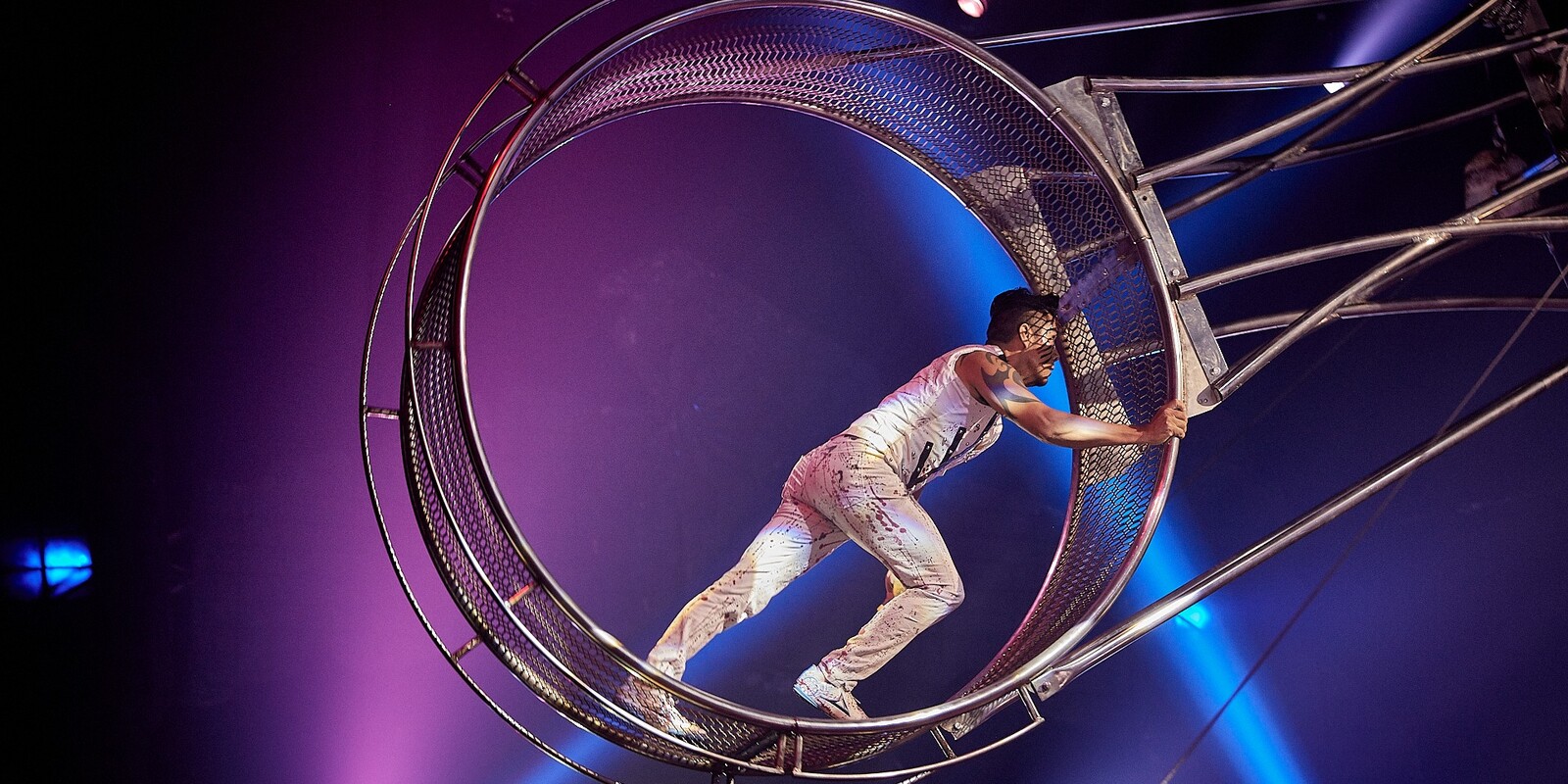 Paranormal Cirque II