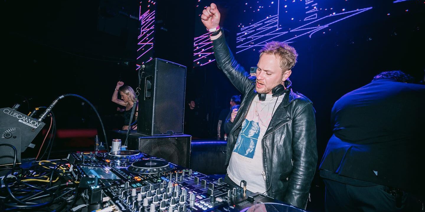 Electric Feels