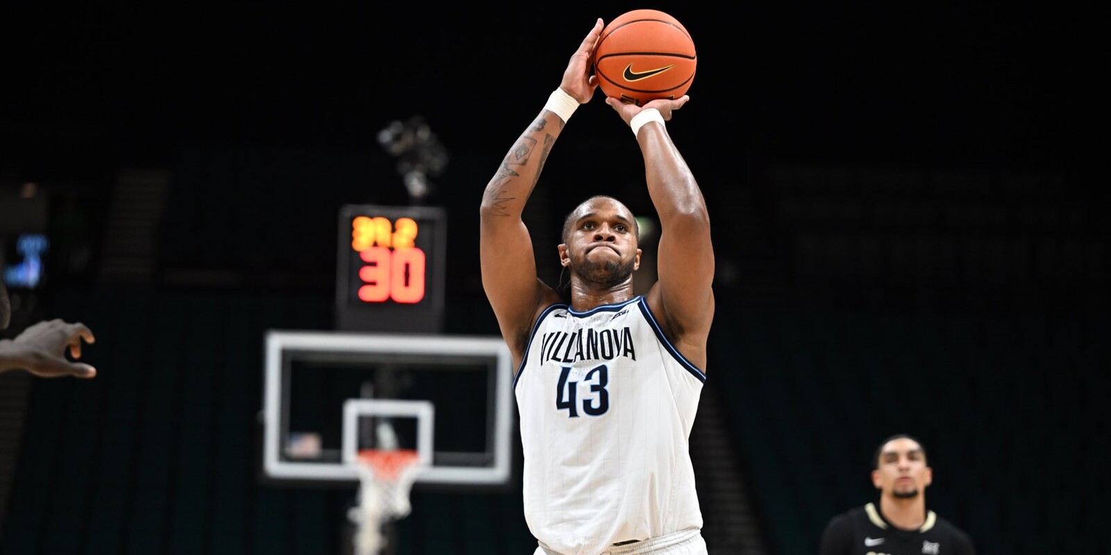 College Basketball Crown Semifinals & Championship