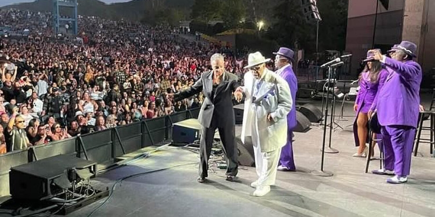 The Chi-Lites featuring Marshall Thompson