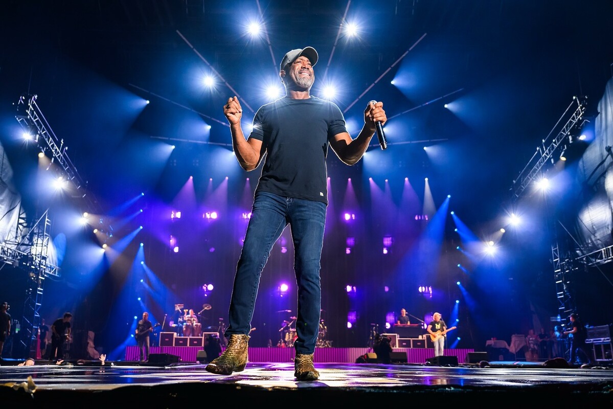 Darius Rucker - Songs of Summer Tour